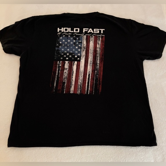 Hold Fast Tee - Picture 3 of 4